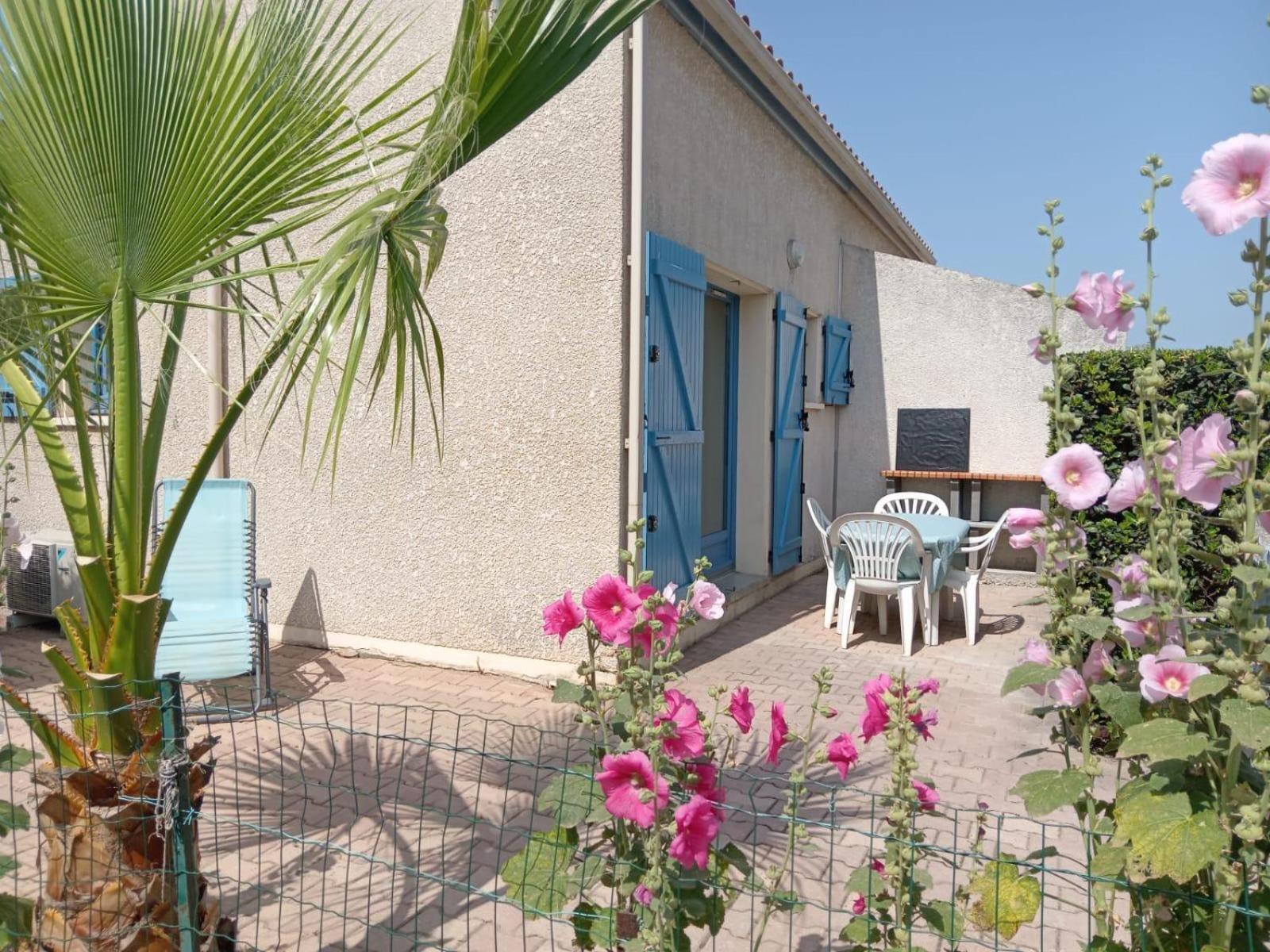 Maison Avec Terrasse Et Piscine Dans Residence A 6Min De La Plage سانت ماري لا مير المظهر الخارجي الصورة
